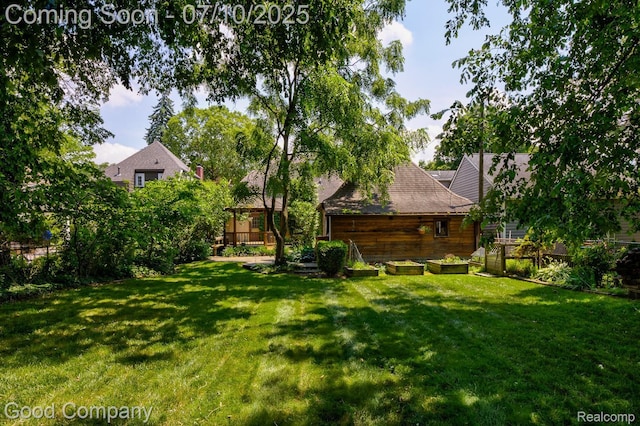 66 Oakdale Blvd, Pleasant Ridge, MI 48069 - view of yard