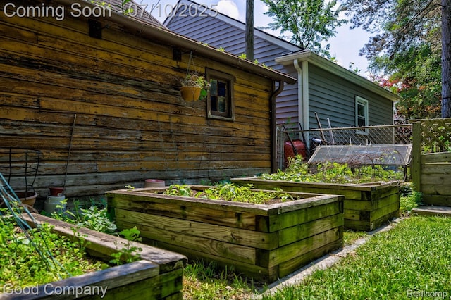 66 Oakdale Blvd, Pleasant Ridge, MI 48069 - exterior view of a vegetable garden