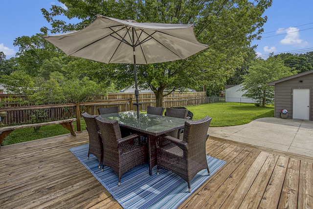 646 Dellwood Dr, Ann Arbor, MI 48103 - deck featuring a fenced backyard, outdoor dining space, and a patio area