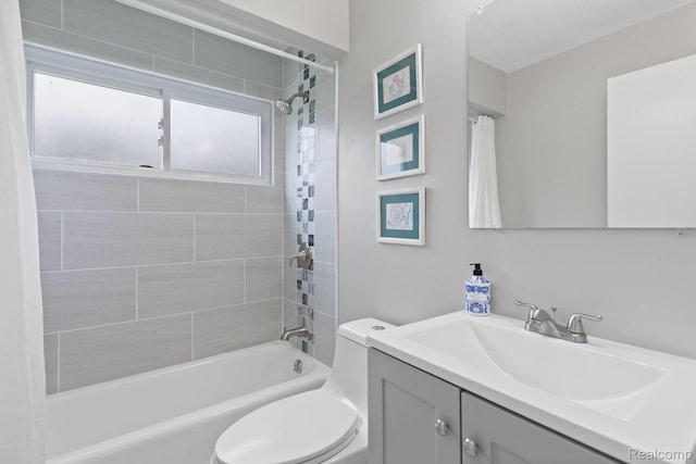 24371 Grove Ave, Eastpointe, MI 48021 - full bathroom featuring vanity and shower / tub combo with curtain
