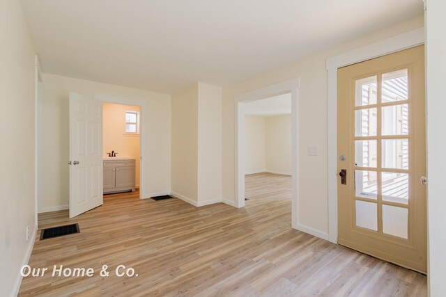 337 N Fairview Ave, Lansing, MI 48912 - photo 12