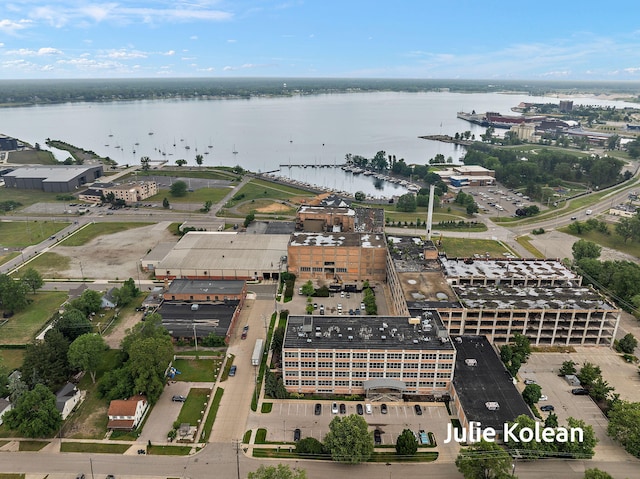 930 Washington Ave Unit 5C, Muskegon, MI 49441 - aerial view of property and surrounding area with a large body of water