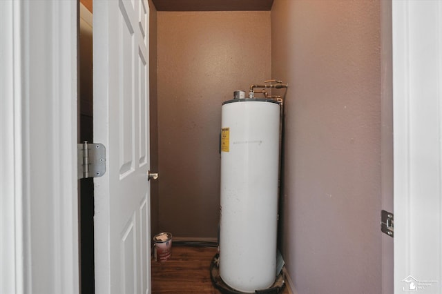1107 W Temperance Rd, Temperance, MI 48182 - utilities with gas water heater