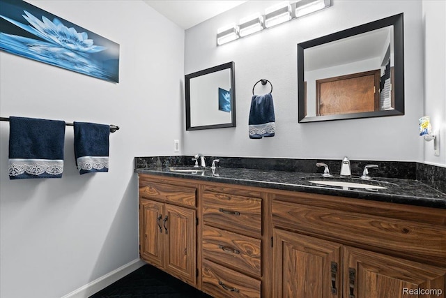 20213 Whitby Dr, Livonia, MI 48152 - full bath with double vanity and baseboards