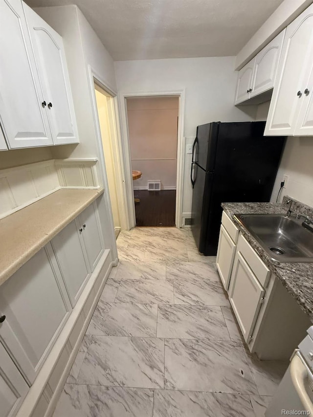 20739 Caledonia Ave, Hazel Park, MI 48030 - photo 6