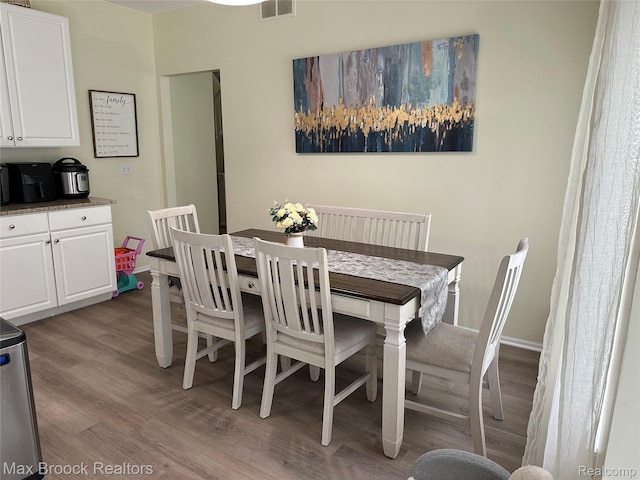 38351 Churchill, Farmington Hills, MI 48331 - dining space featuring wood finished floors and baseboards