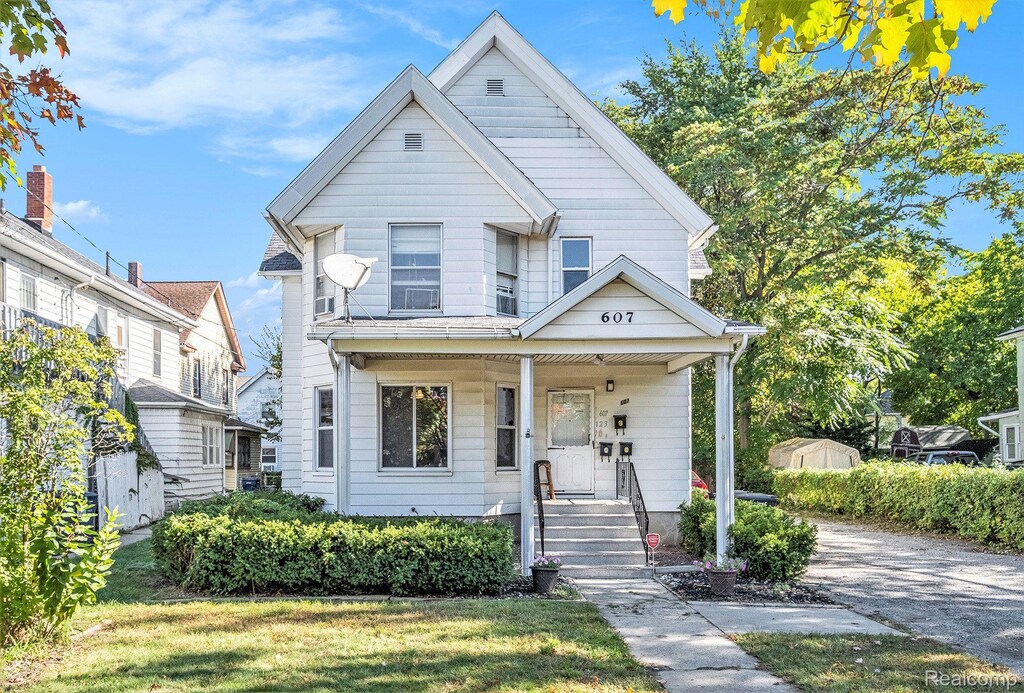 607 E St, Flint, MI 48503 - photo 1