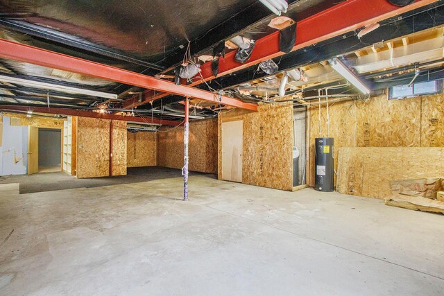 2919 N US Highway 31, Niles, MI 49120 - below grade area with electric water heater