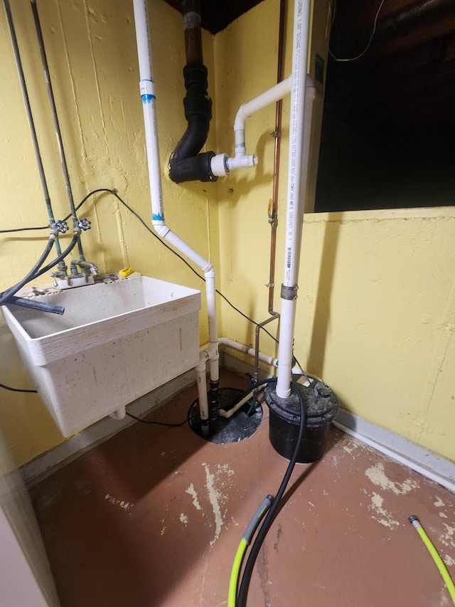 671 Lonesome Pine Trl, Saint Joseph, MI 49085 - utilities featuring a sink