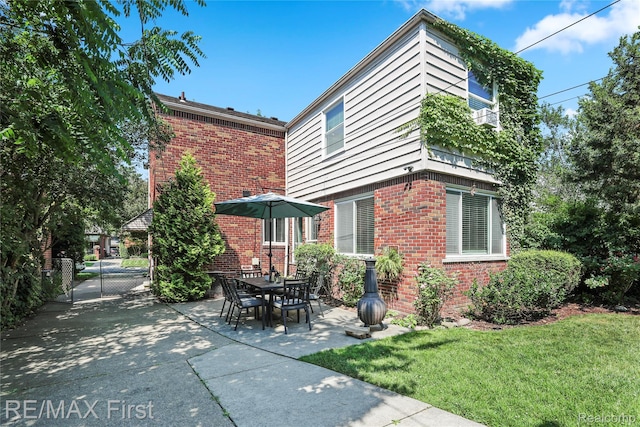 324 Fisher Rd, Grosse Pointe Farms, MI 48230 - photo 22
