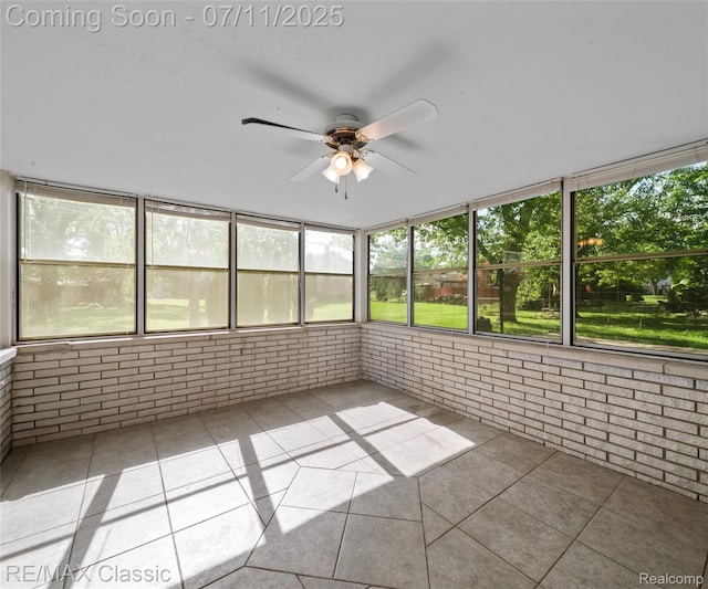 25067 Skye Dr, Farmington Hills, MI 48336 - unfurnished sunroom featuring ceiling fan