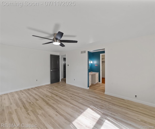 25067 Skye Dr, Farmington Hills, MI 48336 - unfurnished room with light wood-style flooring and ceiling fan