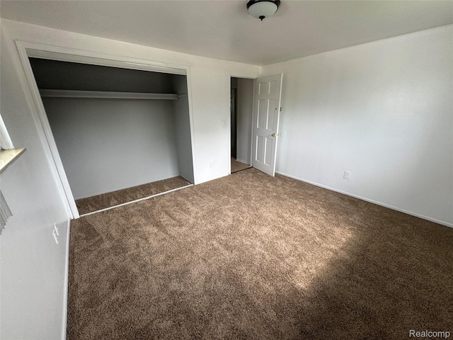 28240 Lahser Rd, Southfield, MI 48034 - unfurnished bedroom featuring carpet floors and a closet