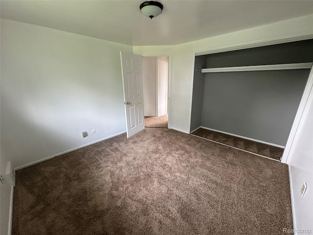 28240 Lahser Rd, Southfield, MI 48034 - unfurnished bedroom featuring carpet floors and a closet