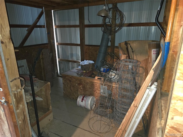10363 E Bristol Rd, Davison, MI 48423 - view of miscellaneous room