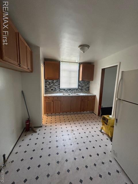 11084 Findlay St, Detroit, MI 48205 - photo 5