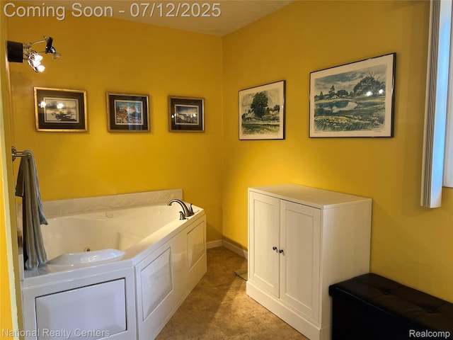 38443 Meghan Ln, Westland, MI 48185 - full bath with a whirlpool tub