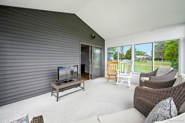 803 S Dayton St, Davison, MI 48423 - sunroom with lofted ceiling