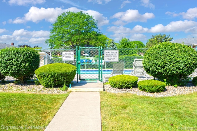 1870 Fort St Unit 1, Trenton, MI 48183 - view of community with a gate