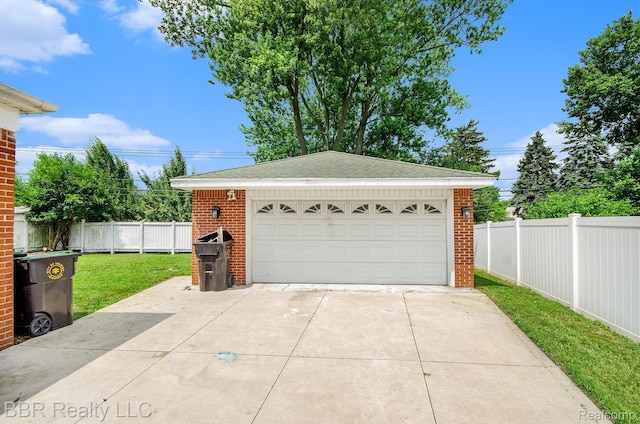 2890 Maxwell St, Trenton, MI 48183 - view of detached garage