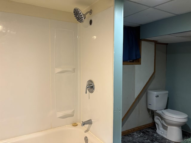 6143 Shepherd Rd, Adrian, MI 49221 - full bath with toilet and shower / bath combination
