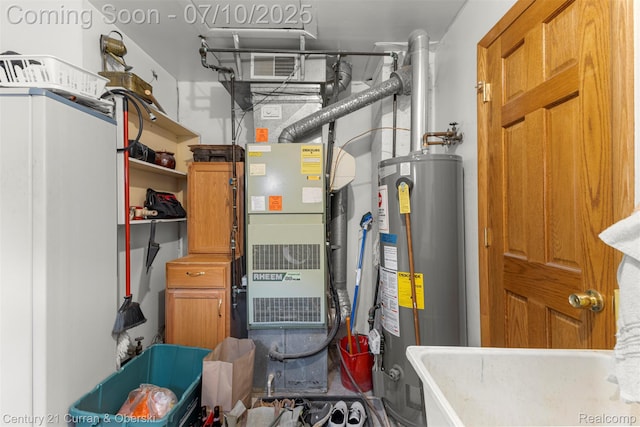 25416 Yale St S, Dearborn Heights, MI 48125 - utility room with gas water heater