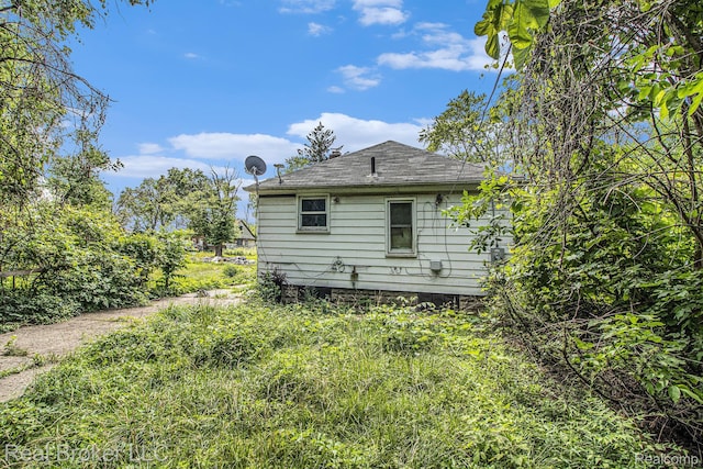 13576 Warwick St, Detroit, MI 48223 - rear view of property