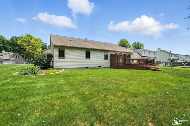 7369 Apple Grove Ln, Temperance, MI 48182 - rear view of property featuring a wooden deck and a lawn
