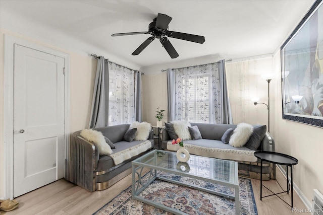 18291 Henry St, Melvindale, MI 48122 - living room featuring wood finished floors and ceiling fan