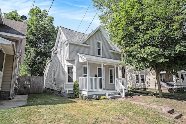 816 Oakhill St SE, Grand Rapids, MI 49507 - view of front of property featuring covered porch and a shingled roof