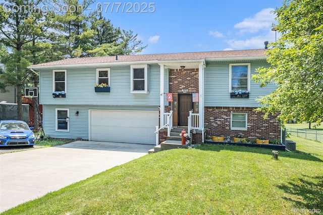 2029 N Long Lake Rd, Fenton, MI 48430 - photo 1