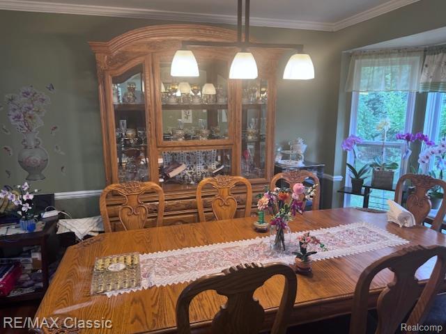 1753 Dawncrest Dr, West Bloomfield, MI 48324 - photo 9