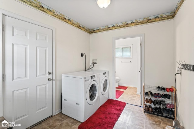 6494 W Coldwater Rd, Flushing, MI 48433 - laundry area featuring separate washer and dryer
