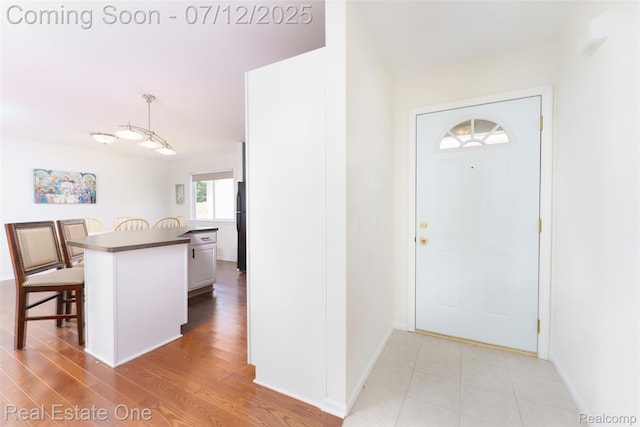 10452 Fawn Ridge Trl, Hartland, MI 48353 - photo 7