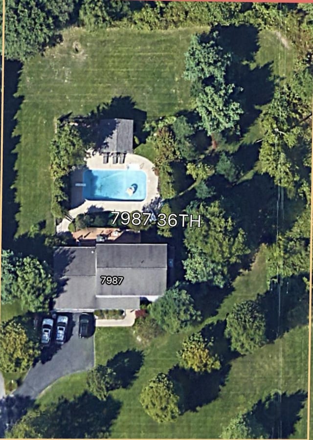 7987 36th St SE, Ada, MI 49301 - aerial view of a pool area