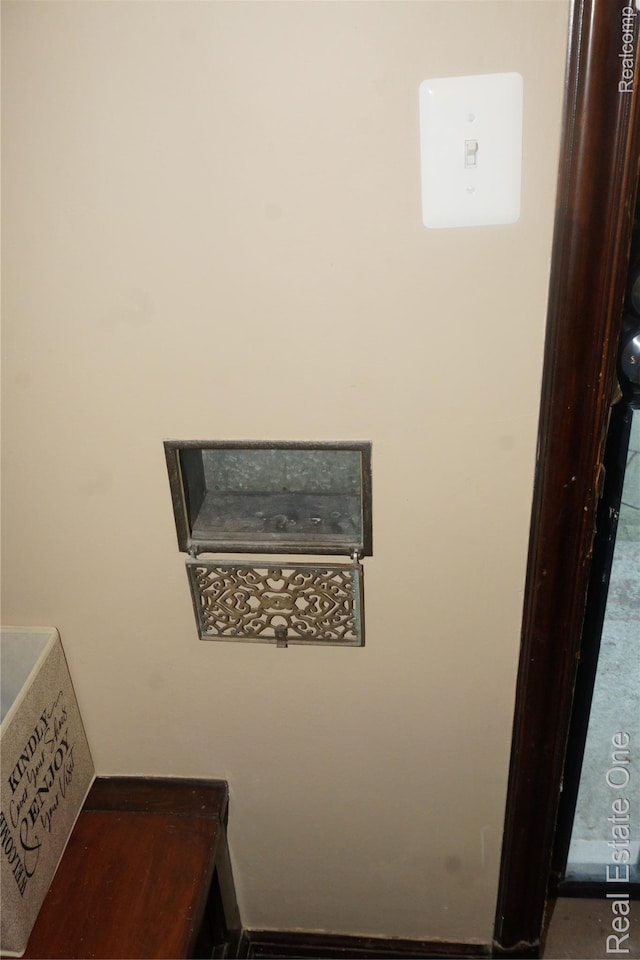 14392 Warwick St, Detroit, MI 48223 - photo 3