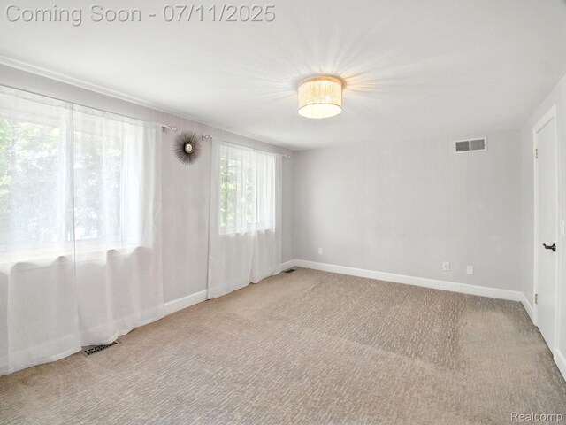 28230 Universal Dr, Warren, MI 48092 - photo 15