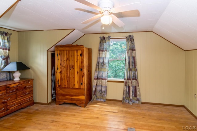 407 Flowerdale St, Ferndale, MI 48220 - bonus room with light wood-type flooring, lofted ceiling, and ceiling fan