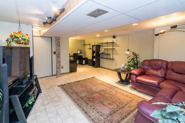 407 Flowerdale St, Ferndale, MI 48220 - living room featuring light flooring and recessed lighting