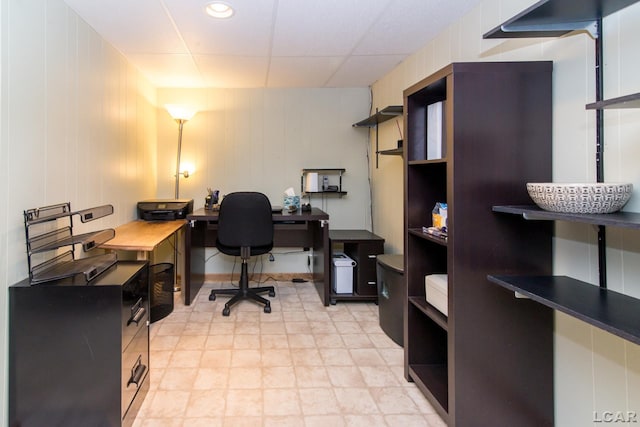 407 Flowerdale St, Ferndale, MI 48220 - home office featuring light floors