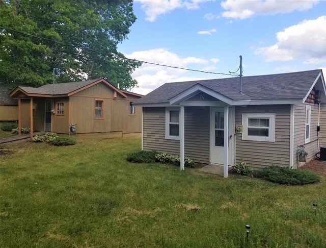 9523-25 Terry St, Lake, MI 48632 - photo 1