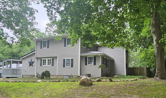585 Robinson Rd, Jackson, MI 49203 - photo 1