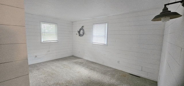 585 Robinson Rd, Jackson, MI 49203 - photo 15