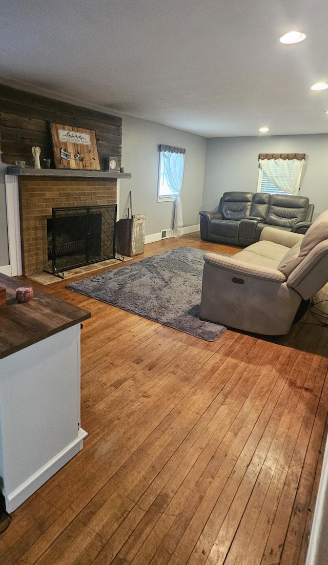585 Robinson Rd, Jackson, MI 49203 - photo 10