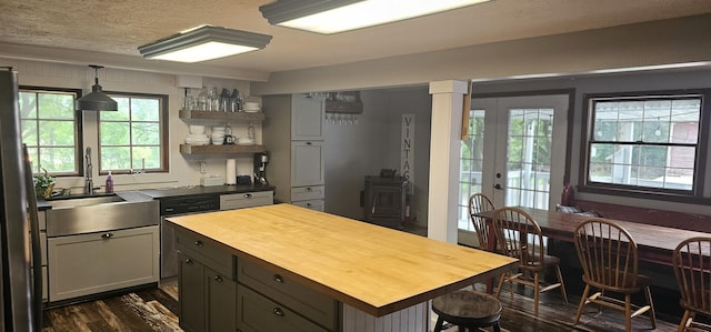 585 Robinson Rd, Jackson, MI 49203 - photo 8