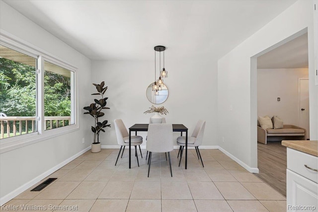 22281 Poinciana St, Southfield, MI 48033 - dining space with light tile patterned flooring
