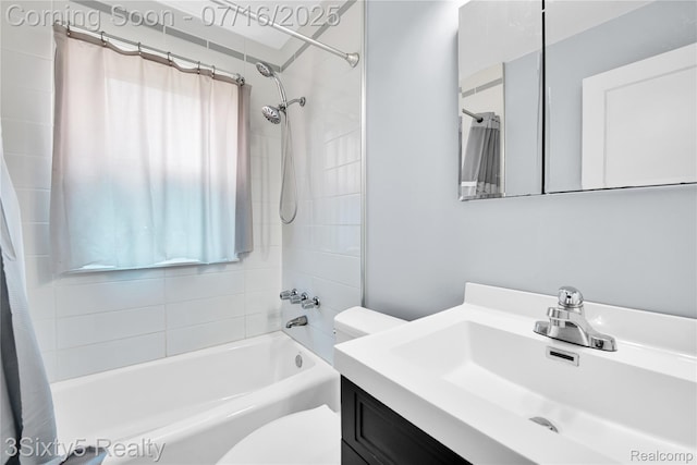 2133 Bailey St, Dearborn, MI 48124 - full bathroom featuring vanity and shower / bath combo with shower curtain