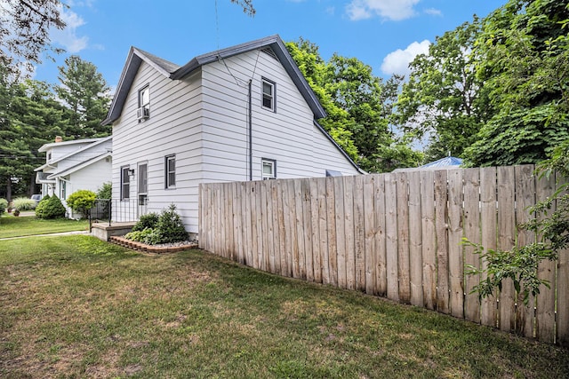 407 W Pine St, Big Rapids, MI 49307 - view of side of property