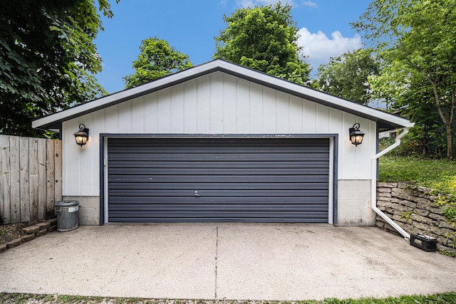 407 W Pine St, Big Rapids, MI 49307 - view of detached garage