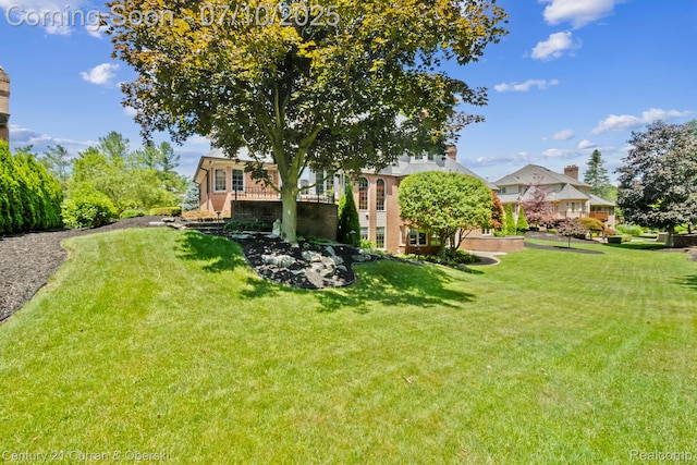 18878 Oak Leaf Ln, Northville, MI 48168 - view of grassy yard